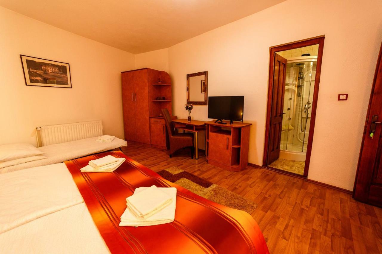 Pensiunea Eva Bed & Breakfast Sovata Ngoại thất bức ảnh