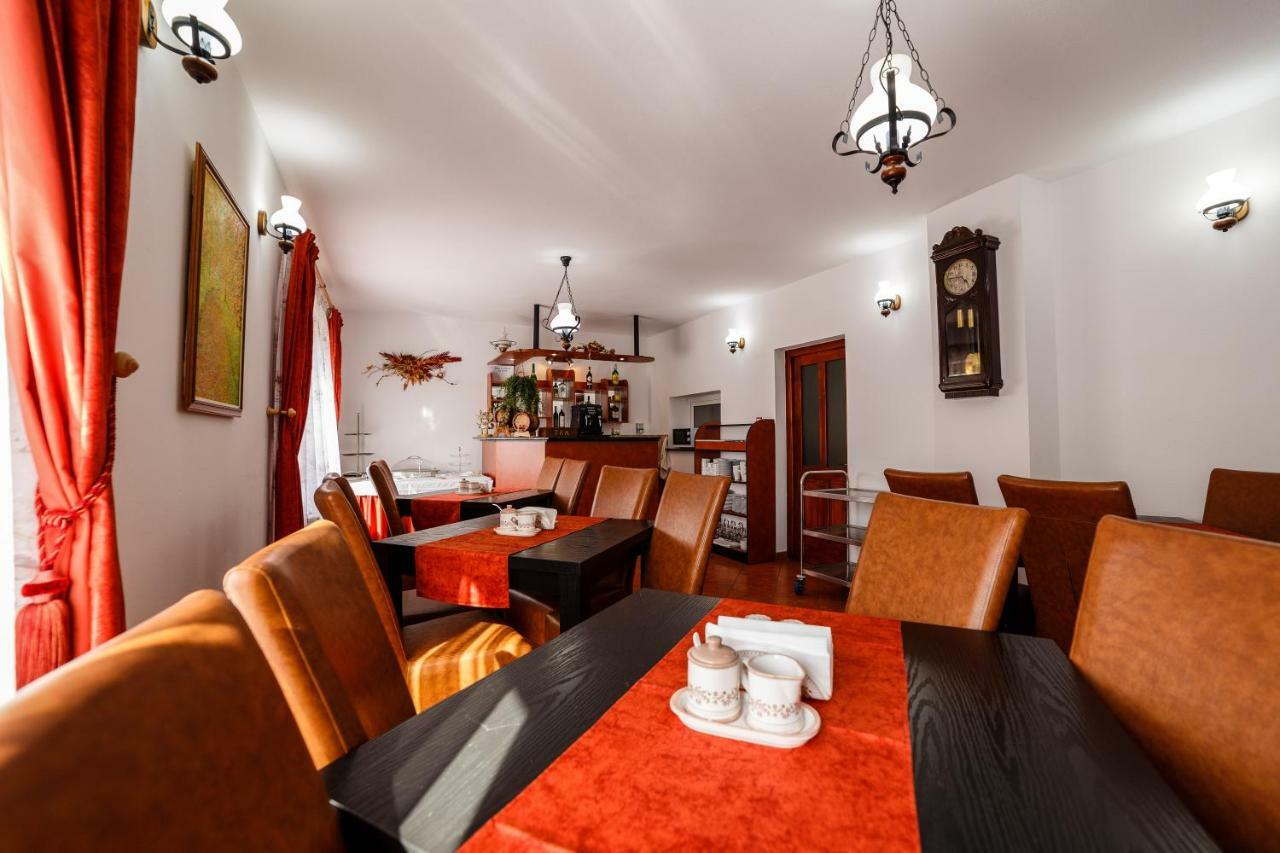 Pensiunea Eva Bed & Breakfast Sovata Ngoại thất bức ảnh